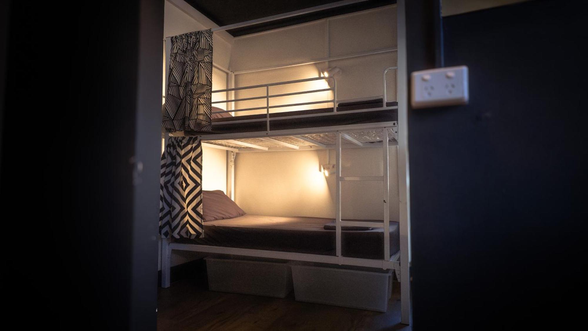 Brisbane Quarters Hostel Bagian luar foto